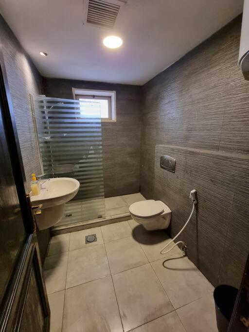 Deir Ghbar 3 Rooms Apart Амман Экстерьер фото